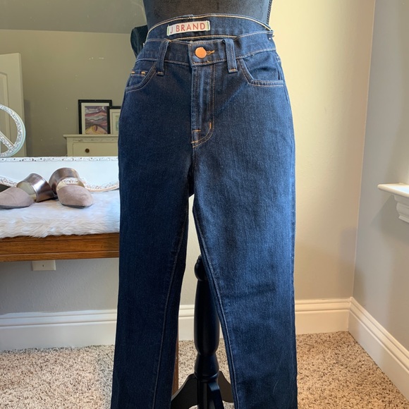 J Brand Dark Wash Straight Leg Denim Jeans Size 25 - Picture 1 of 7